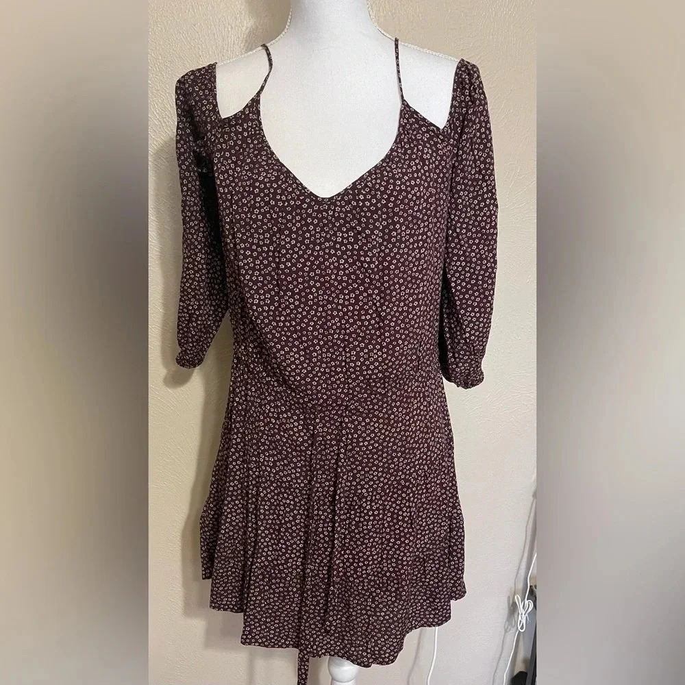Paige Carmine off the shoulder dress Medium - Picture 3 of 5